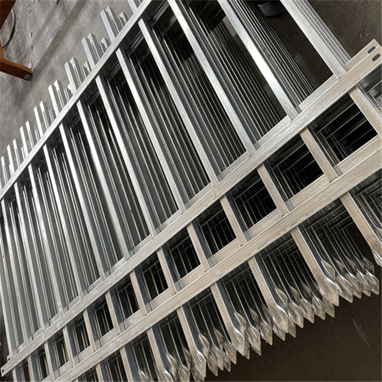 鋅鋼護欄案例展示圖片2 鋅鋼護欄案例展示圖片2