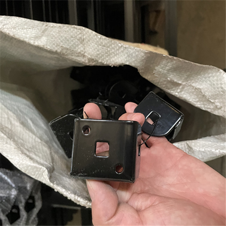 鋅鋼護欄案例展示圖片4 鋅鋼護欄案例展示圖片4