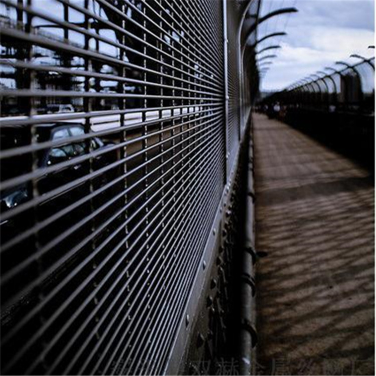 358鋼網墻案例展示圖片3 358鋼網墻案例展示圖片3